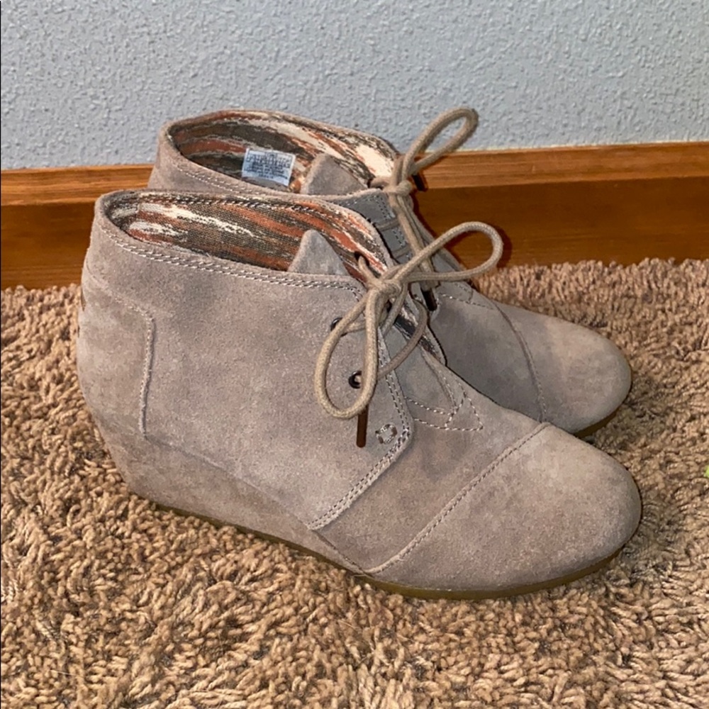 Women’s toms wedges